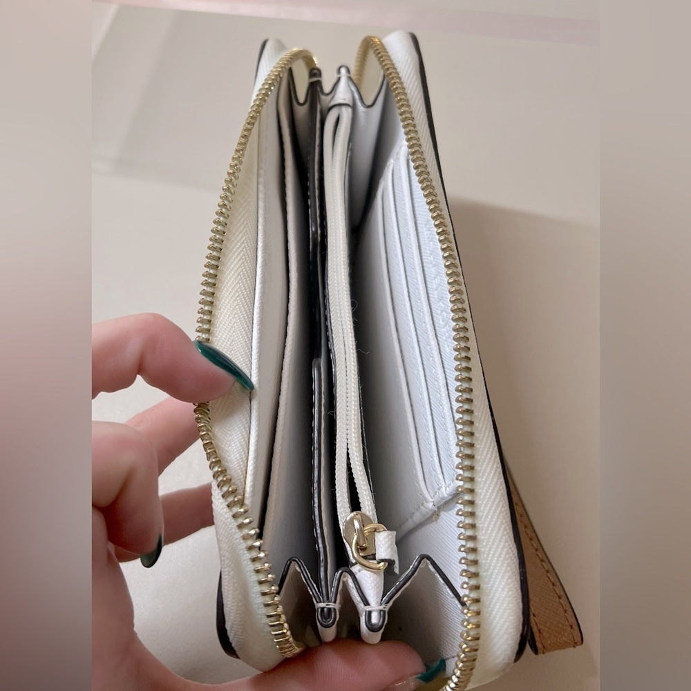Michael Kors Large Color Block Wallet - Picture 5 of 7